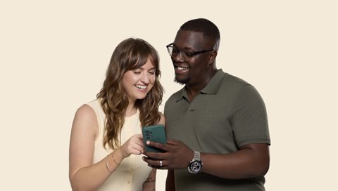 woman wearing brown shirt